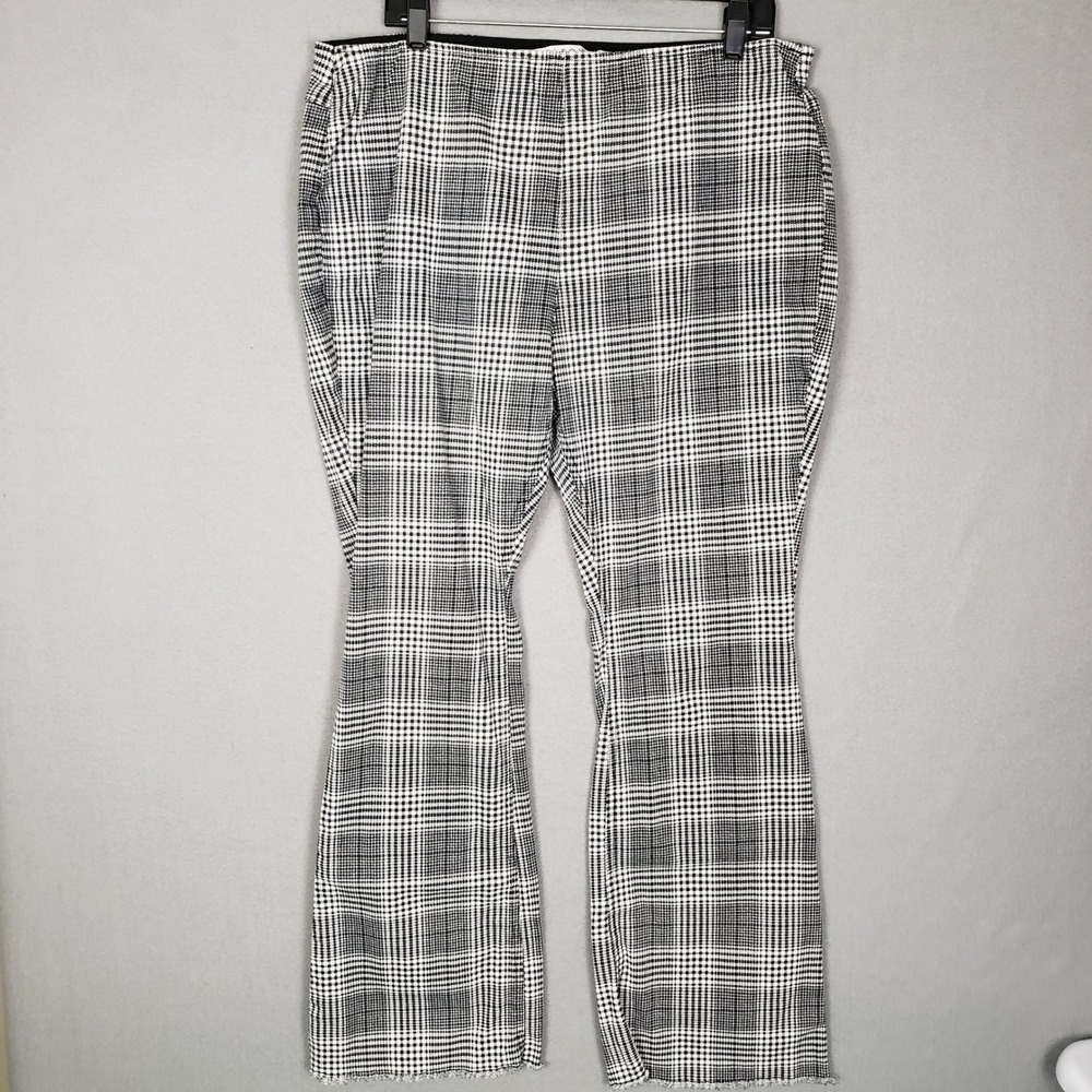 Tinseltown 18W Elastic Waist Bootcut Plaid Pant Black Cream Houndstooth Academia